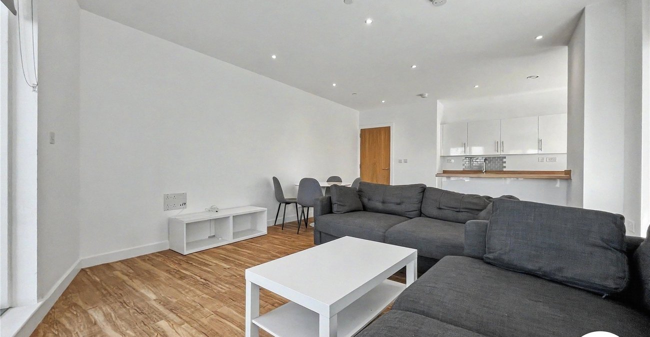 3 bedroom property to rent in Chatham | Robinson Michael & Jackson