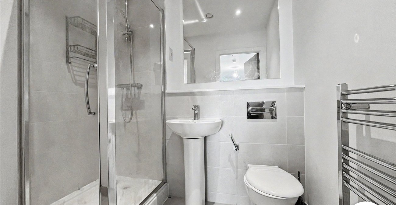 3 bedroom property to rent in Chatham | Robinson Michael & Jackson