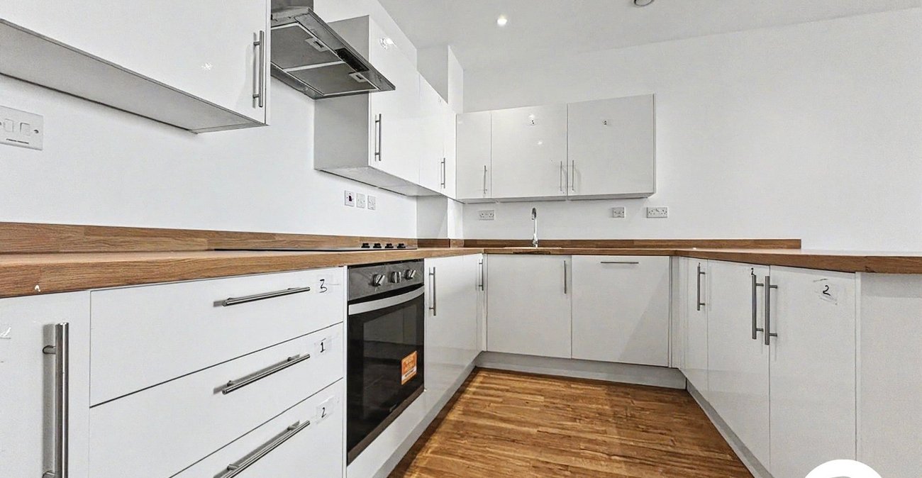 3 bedroom property to rent in Chatham | Robinson Michael & Jackson
