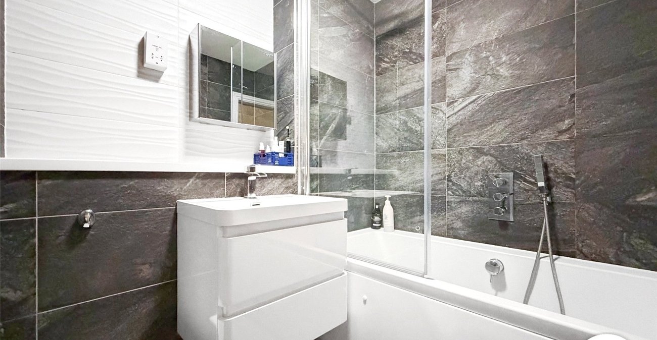 1 bedroom property to rent in Plumstead | 