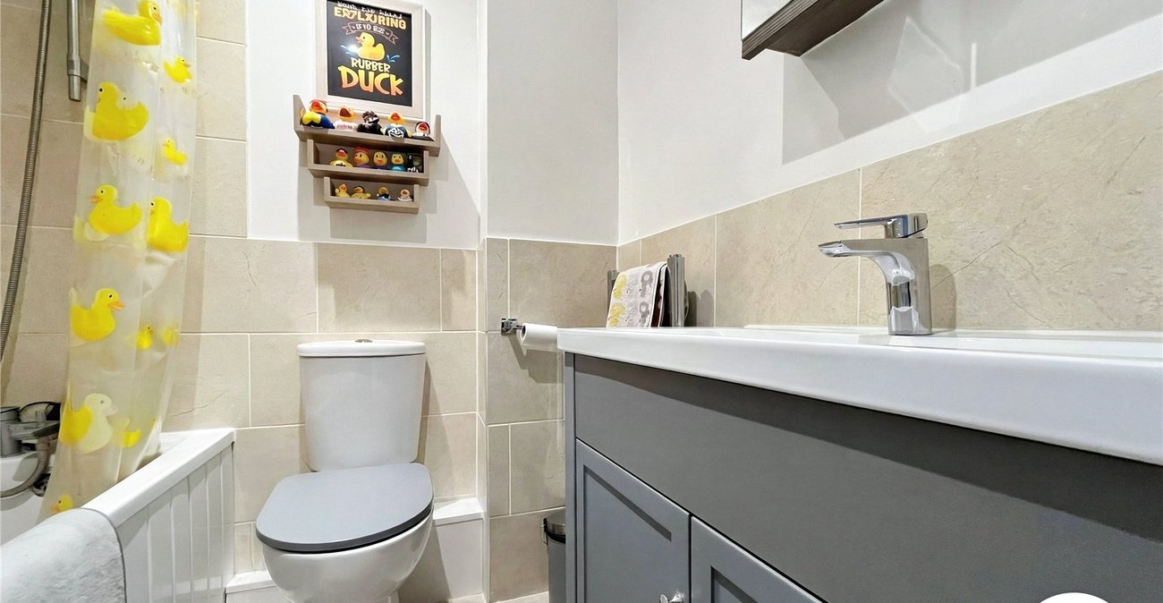 2 bedroom house to rent in Chatham | Robinson Michael & Jackson