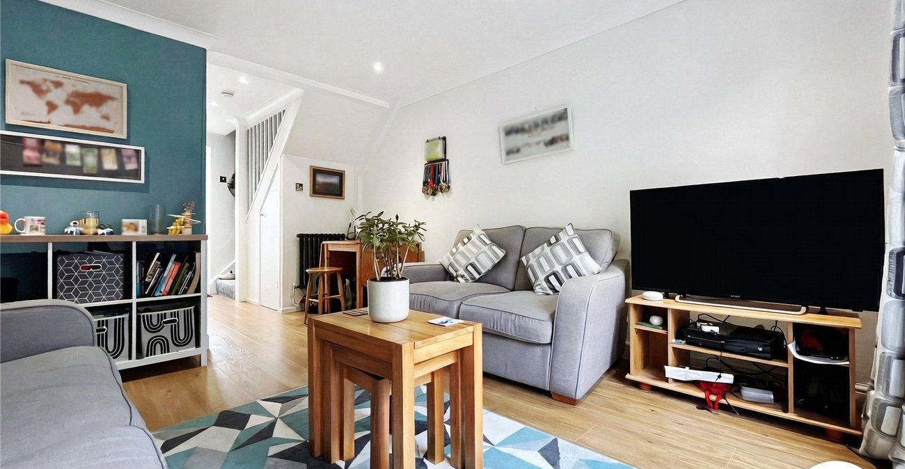 2 bedroom house to rent in Chatham | Robinson Michael & Jackson