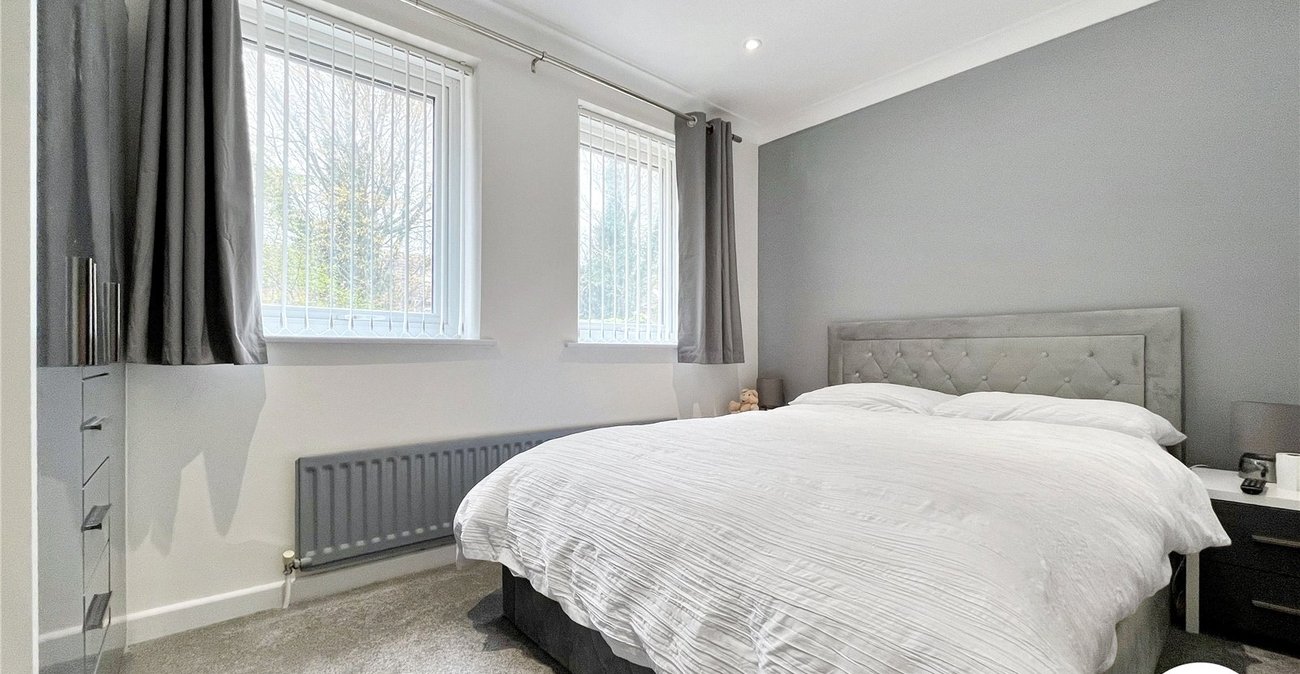 2 bedroom house to rent in Chatham | Robinson Michael & Jackson