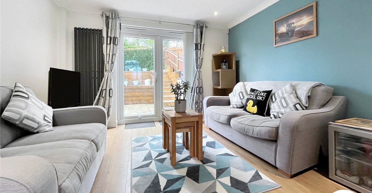 2 bedroom house to rent in Chatham | Robinson Michael & Jackson