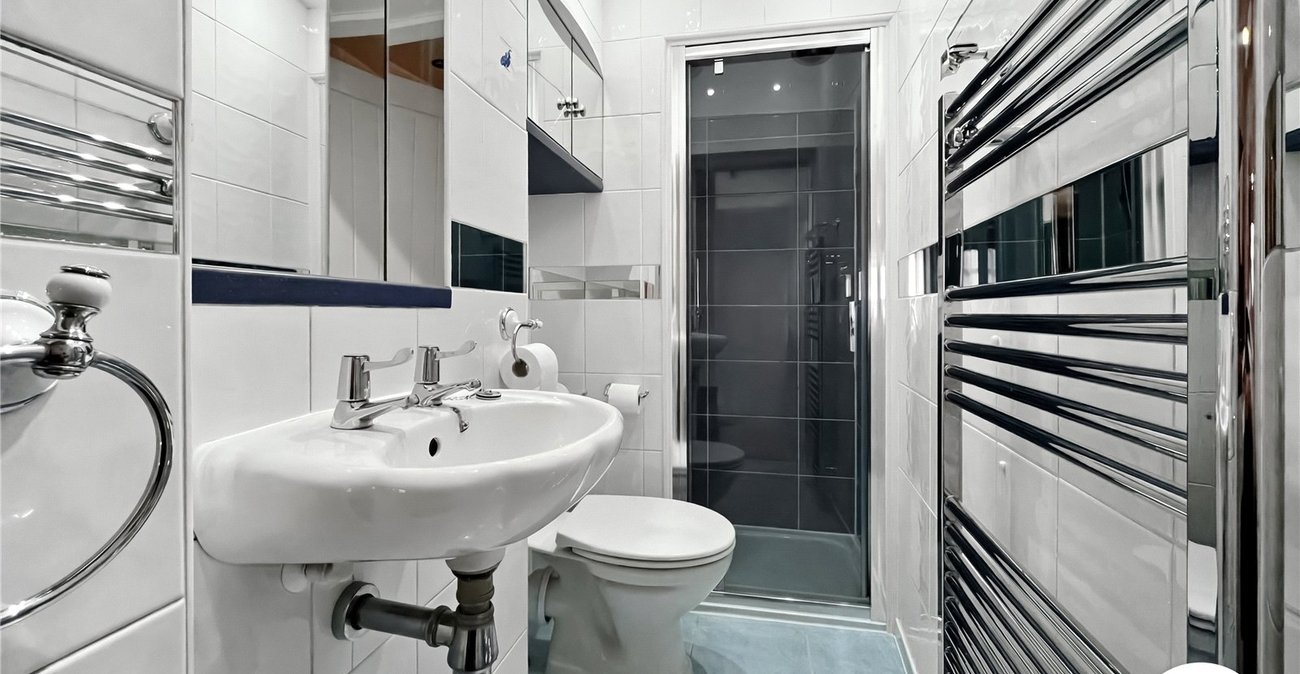 4 bedroom house to rent in Gillingham | Robinson Michael & Jackson