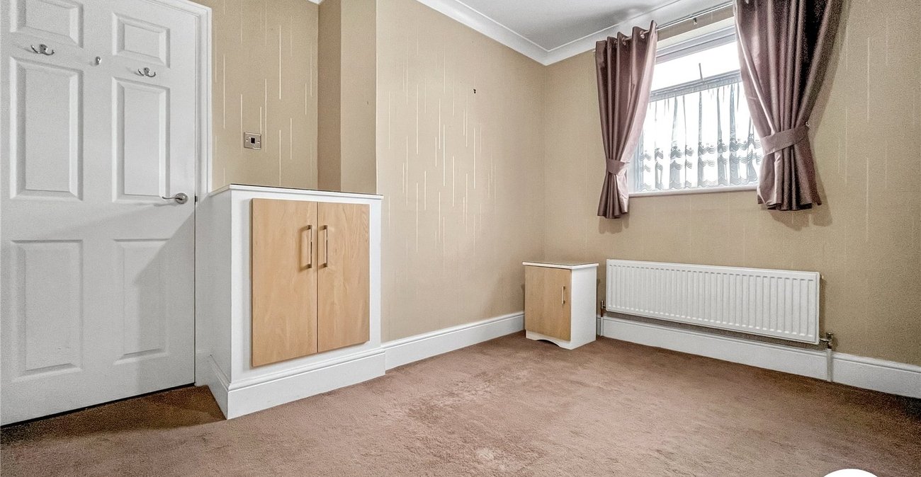 4 bedroom house to rent in Gillingham | Robinson Michael & Jackson