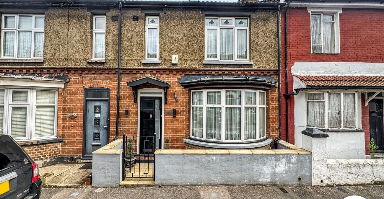 4 bedroom house to rent in Gillingham | Robinson Michael & Jackson