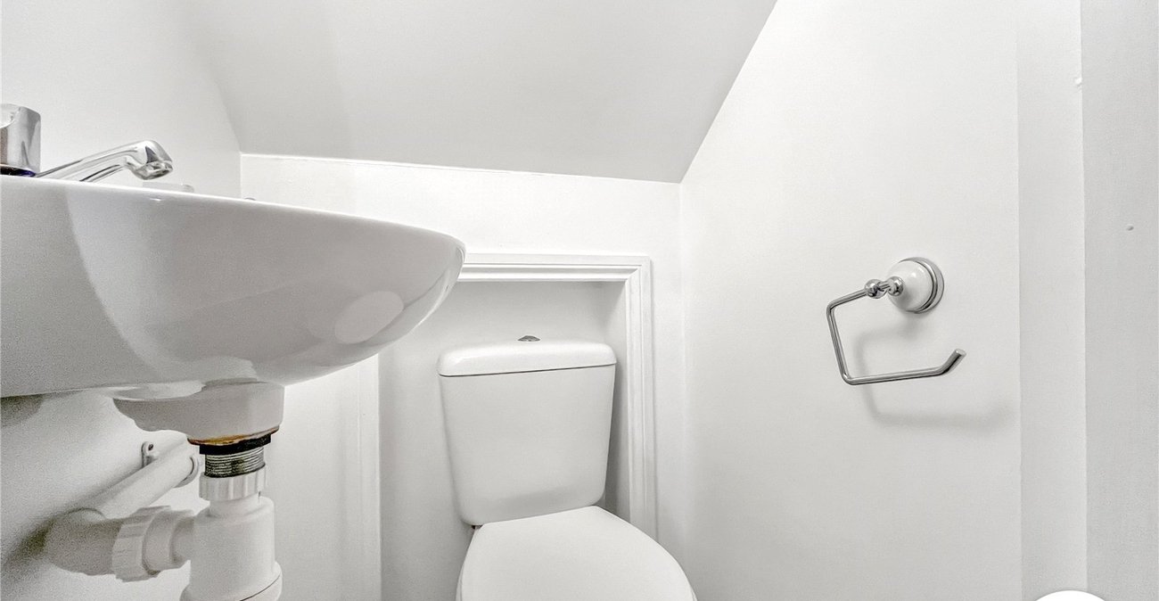 4 bedroom house to rent in Gillingham | Robinson Michael & Jackson