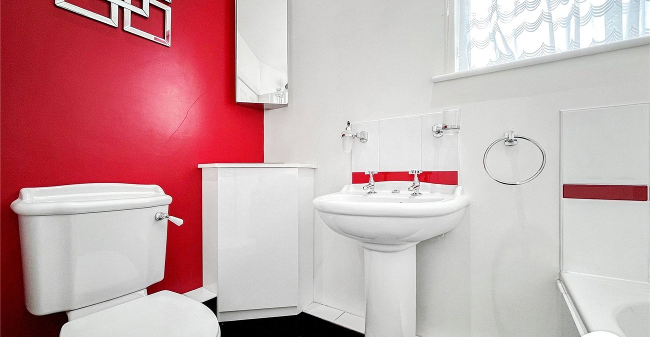 4 bedroom house to rent in Gillingham | Robinson Michael & Jackson