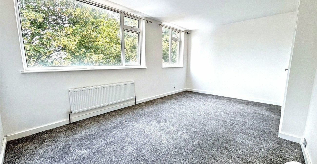 2 bedroom property to rent in Maidstone | Robinson Michael & Jackson