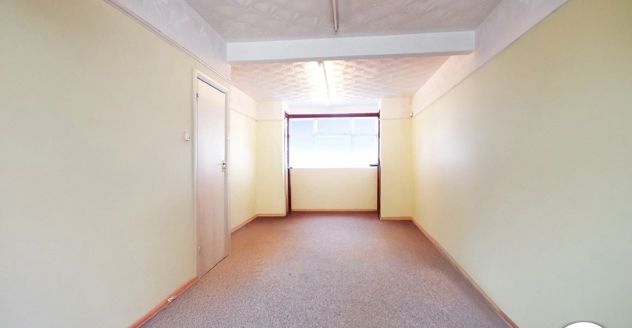 3 bedroom house to rent in London | Robinson Jackson