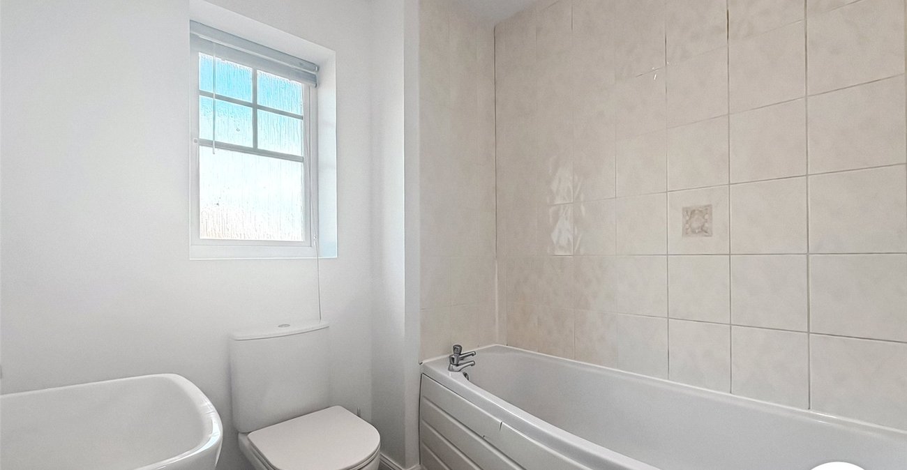 3 bedroom house to rent in London | 