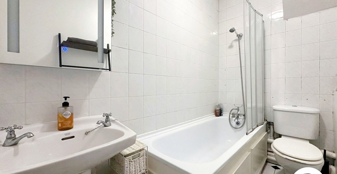 1 bedroom property to rent in London | 