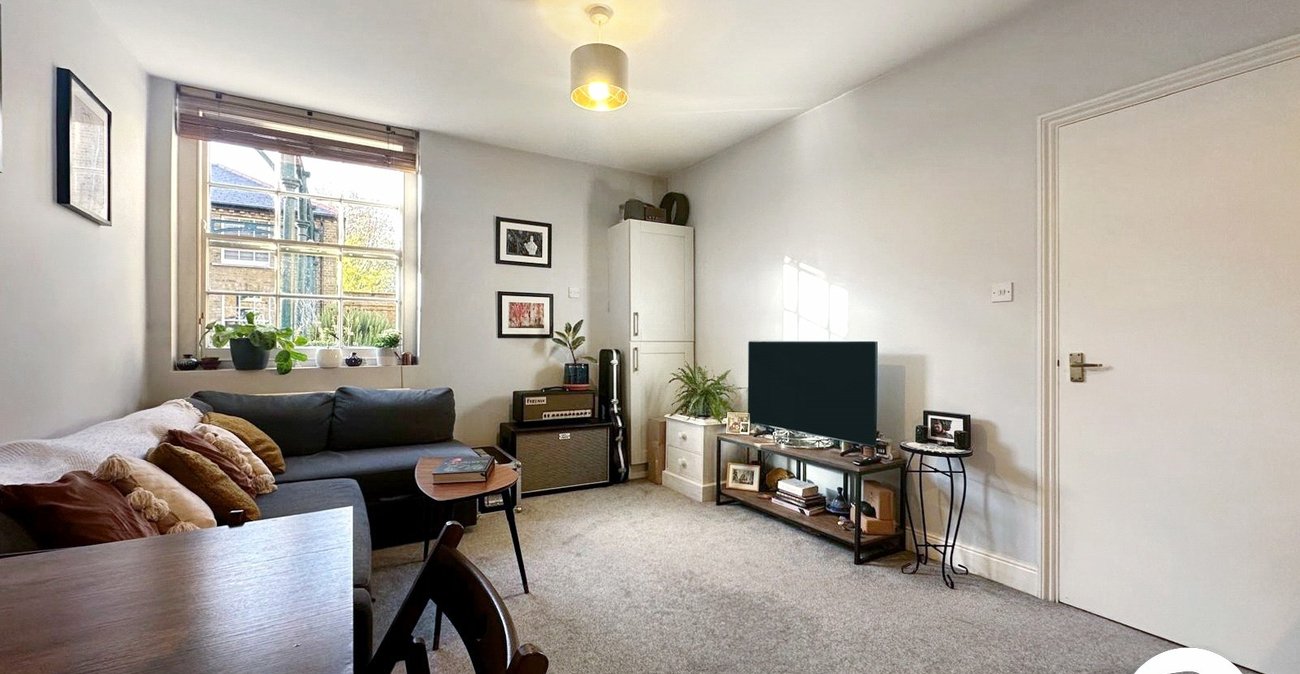 1 bedroom property to rent in London | 