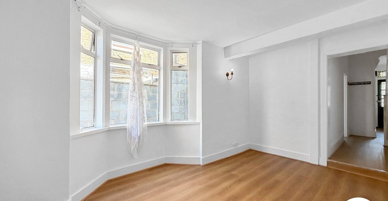 3 bedroom house to rent in London | 
