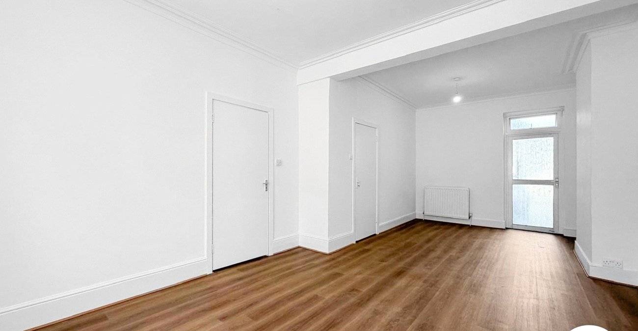 3 bedroom house to rent in London | 