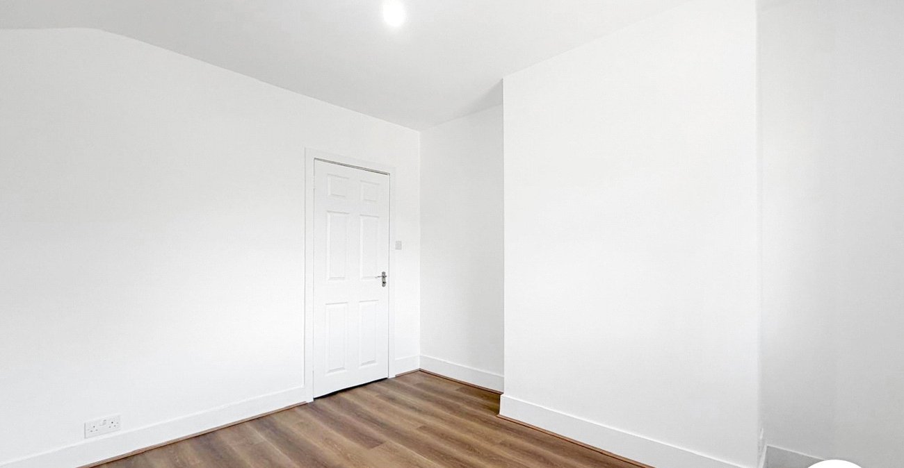 3 bedroom house to rent in London | 