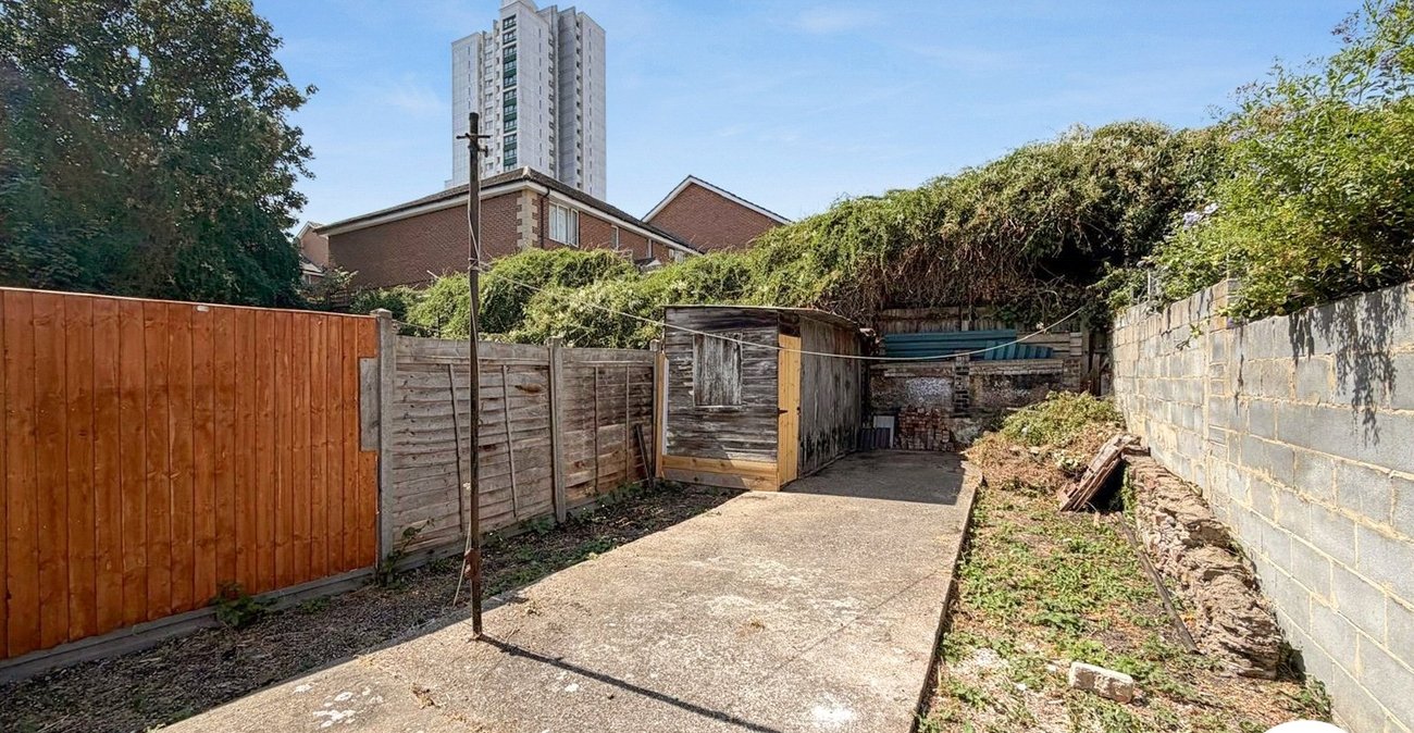 3 bedroom house to rent in London | 