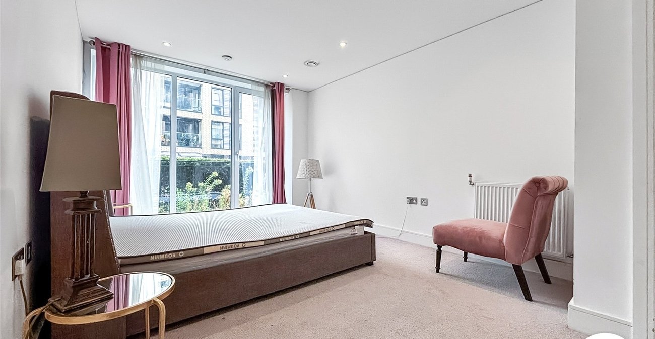 1 bedroom property to rent in London | Robinson Jackson