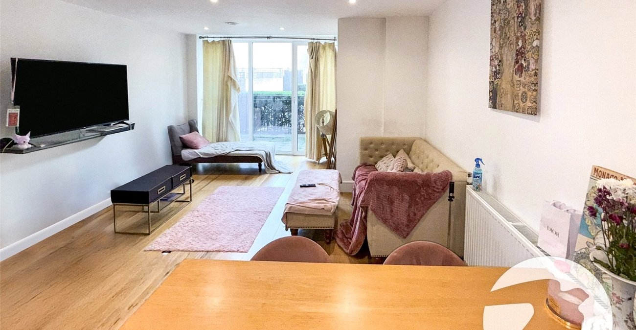 1 bedroom property to rent in London | Robinson Jackson