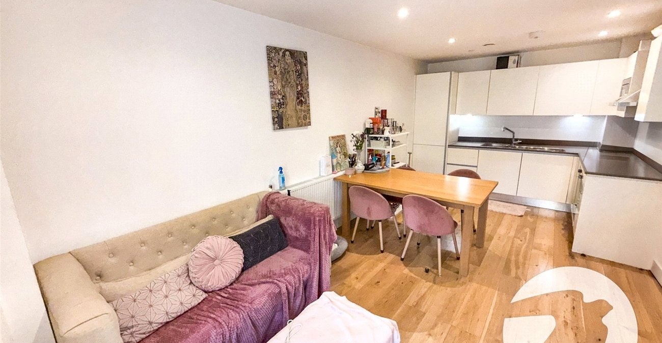1 bedroom property to rent in London | Robinson Jackson