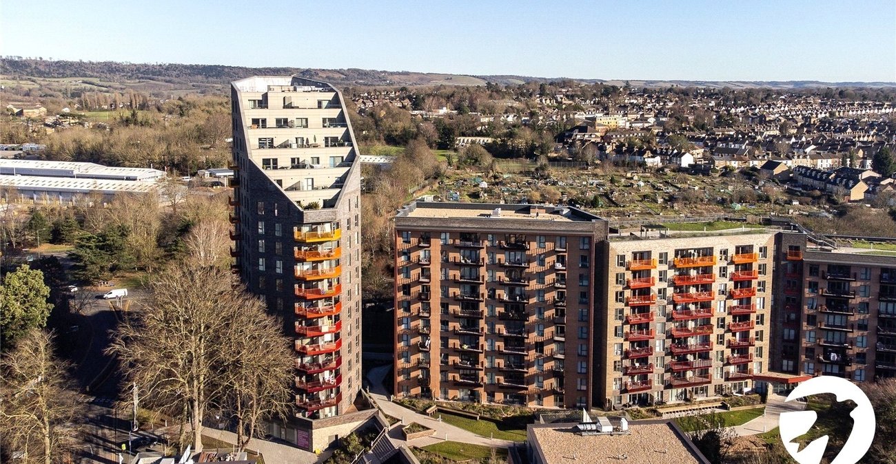 2 bedroom property to rent in Waterhouse Avenue | Robinson Michael & Jackson