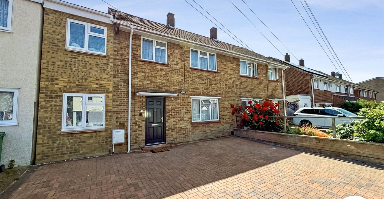 4 bedroom house to rent in Welling | 