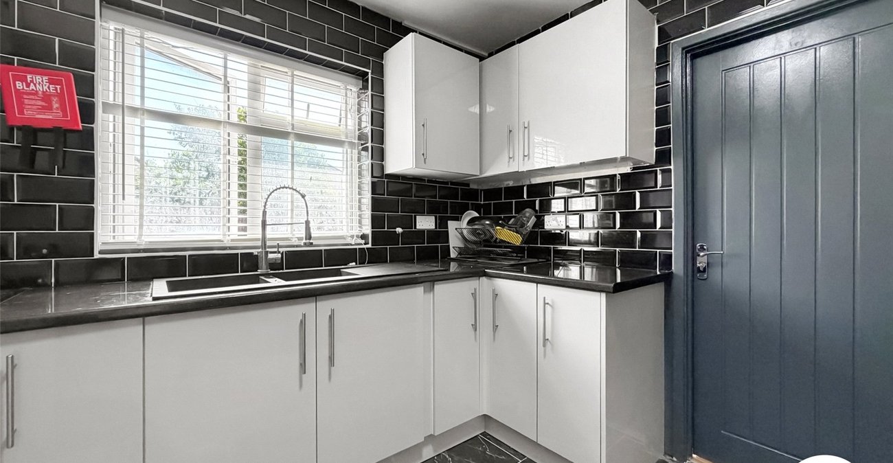 4 bedroom house to rent in Welling | 