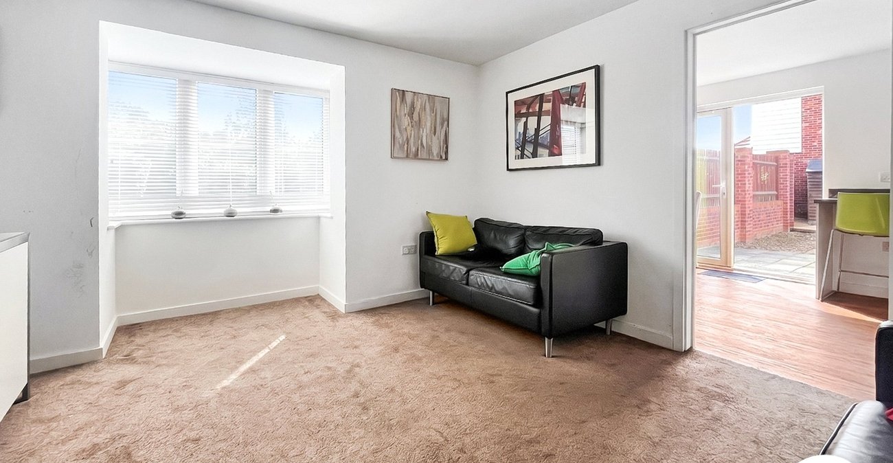 3 bedroom house to rent in Dartford | Robinson Jackson