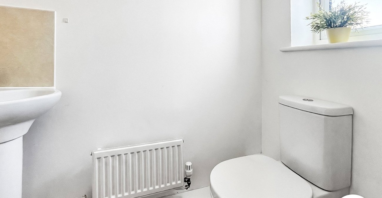 3 bedroom house to rent in Dartford | Robinson Jackson