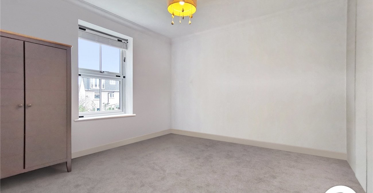 5 bedroom house to rent in Dartford | Robinson Jackson