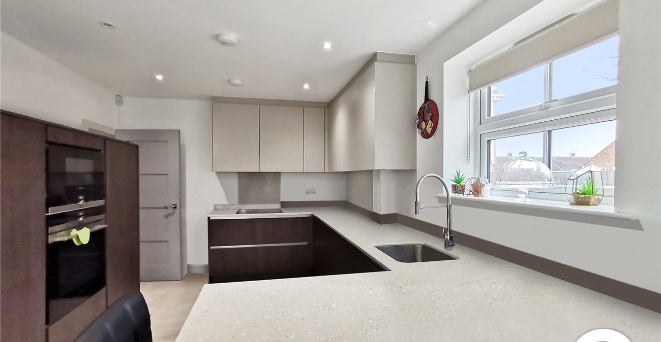 5 bedroom house to rent in Dartford | Robinson Jackson