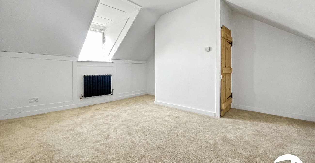 4 bedroom house to rent in Maidstone | Robinson Michael & Jackson