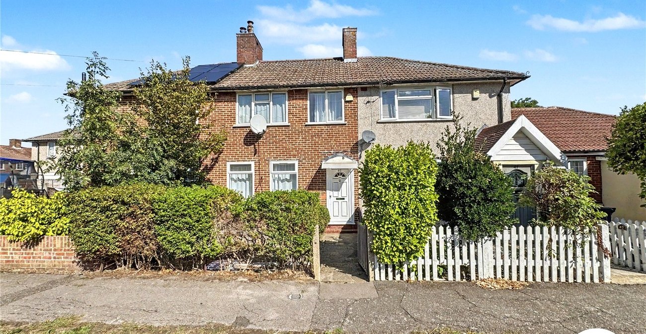 3 bedroom house to rent in Eltham | Robinson Jackson