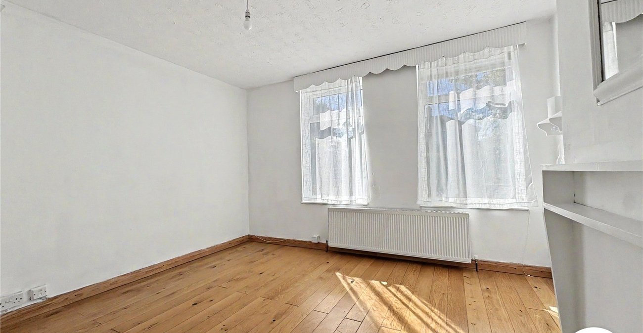 3 bedroom house to rent in Eltham | Robinson Jackson