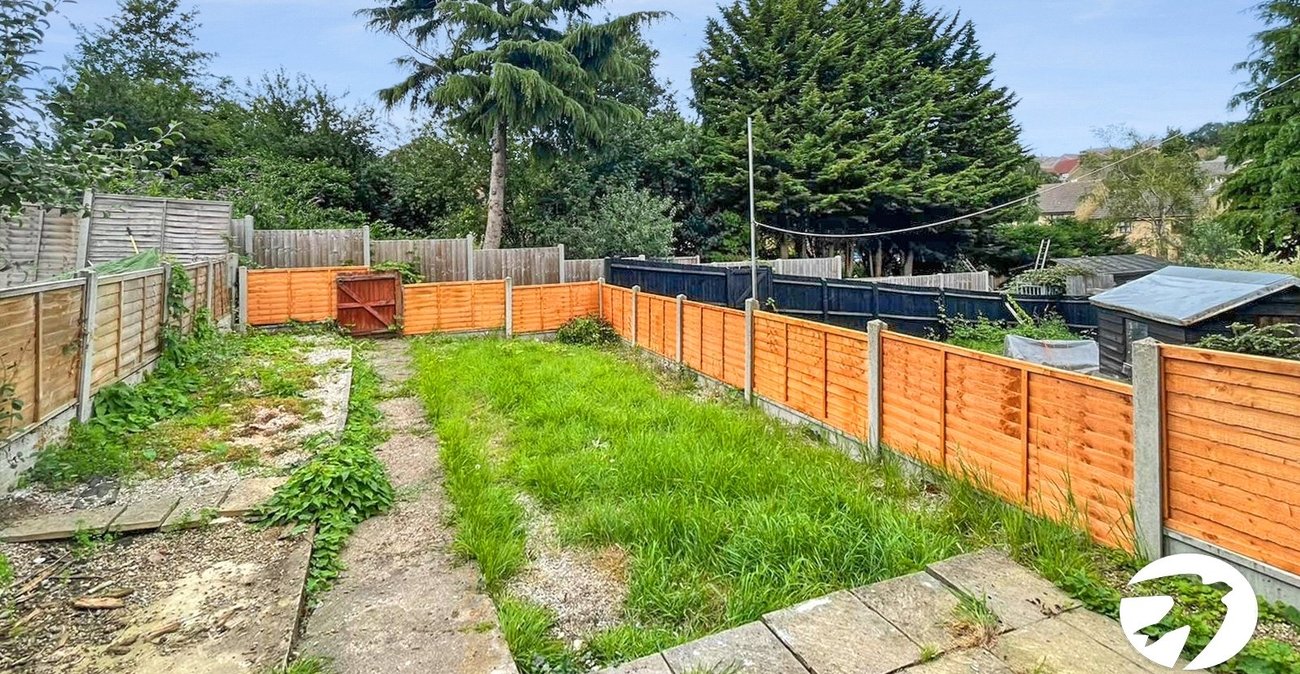 3 bedroom house to rent in Rochester | Robinson Michael & Jackson