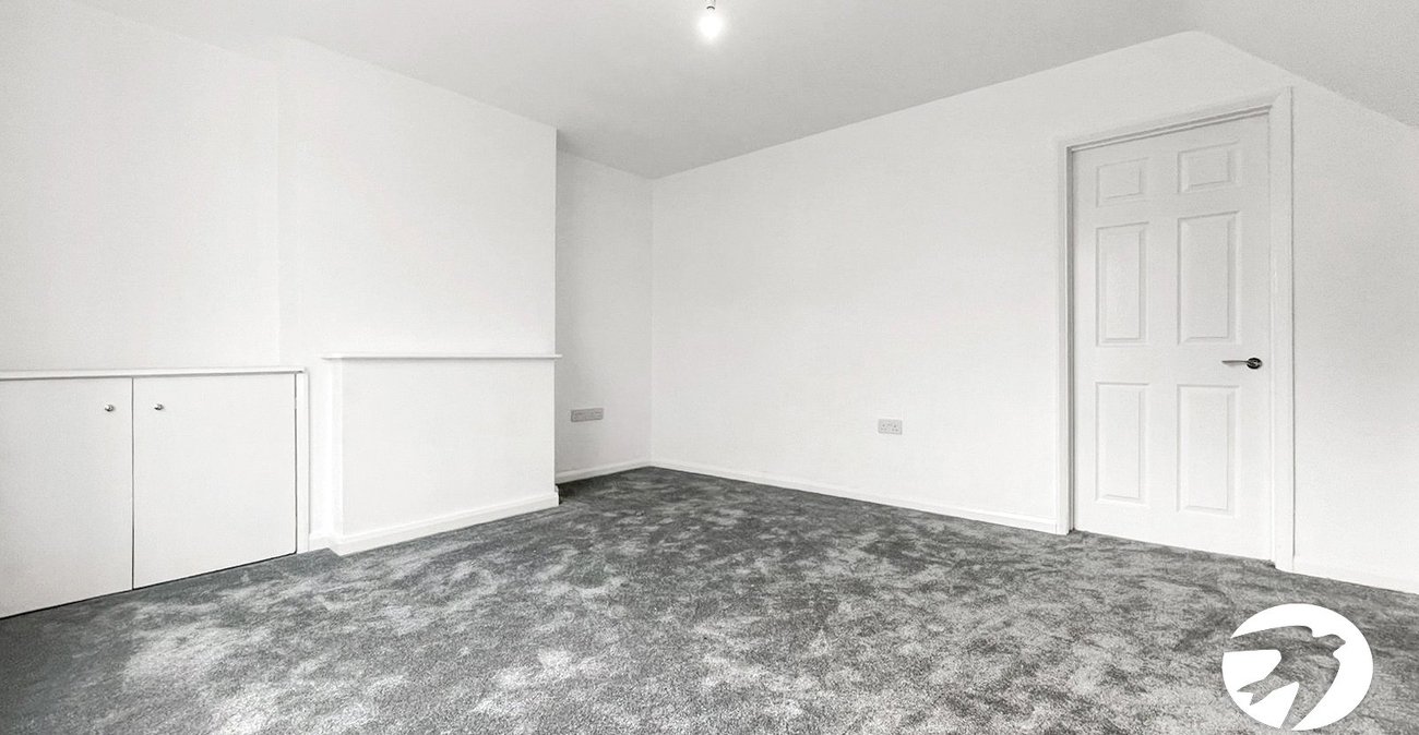 3 bedroom house to rent in Rochester | Robinson Michael & Jackson