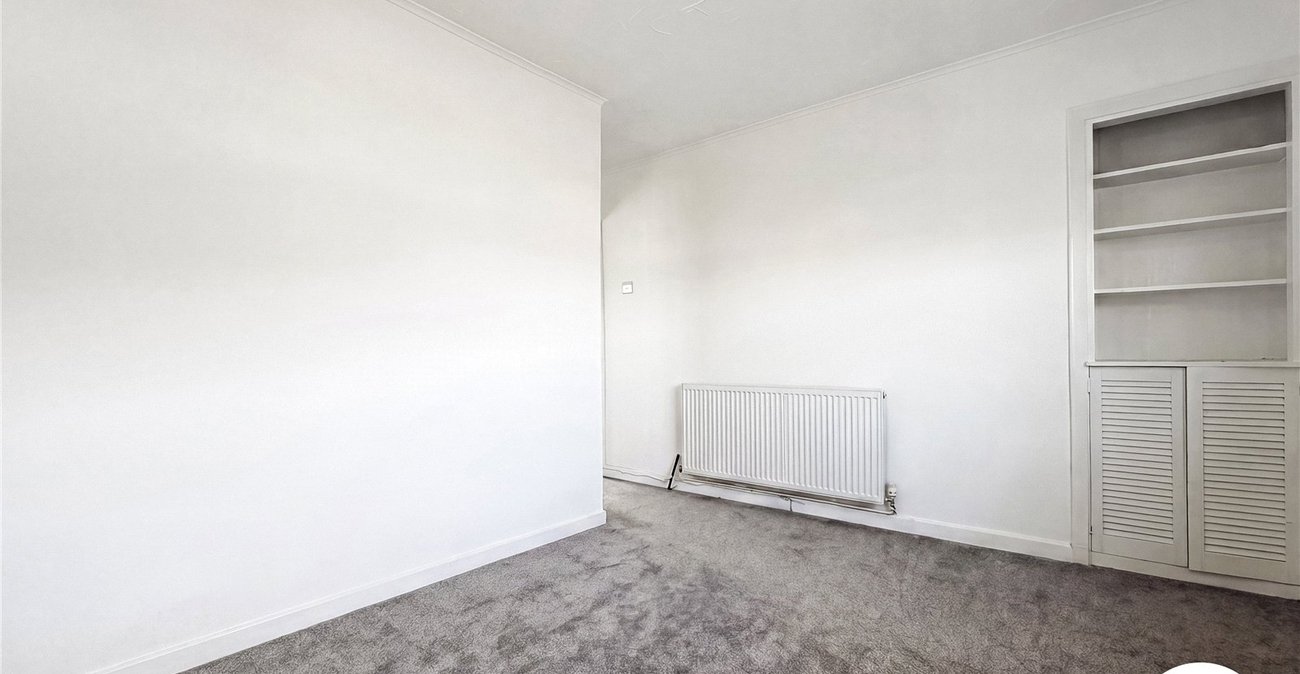 1 bedroom property to rent in Rochester | Robinson Michael & Jackson