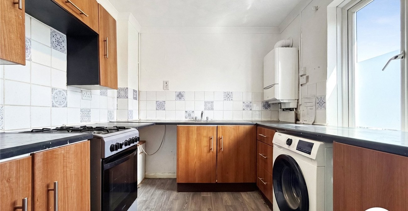 1 bedroom property to rent in Rochester | Robinson Michael & Jackson