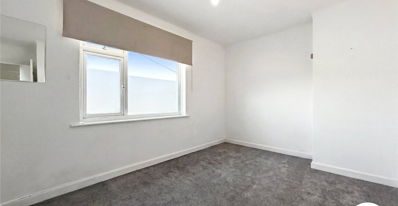 1 bedroom property to rent in Rochester | Robinson Michael & Jackson