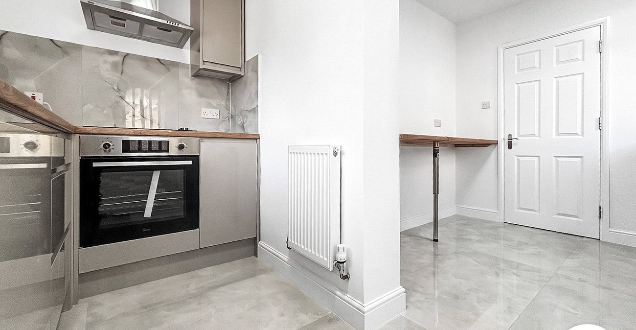 3 bedroom house to rent in Dartford | Robinson Jackson