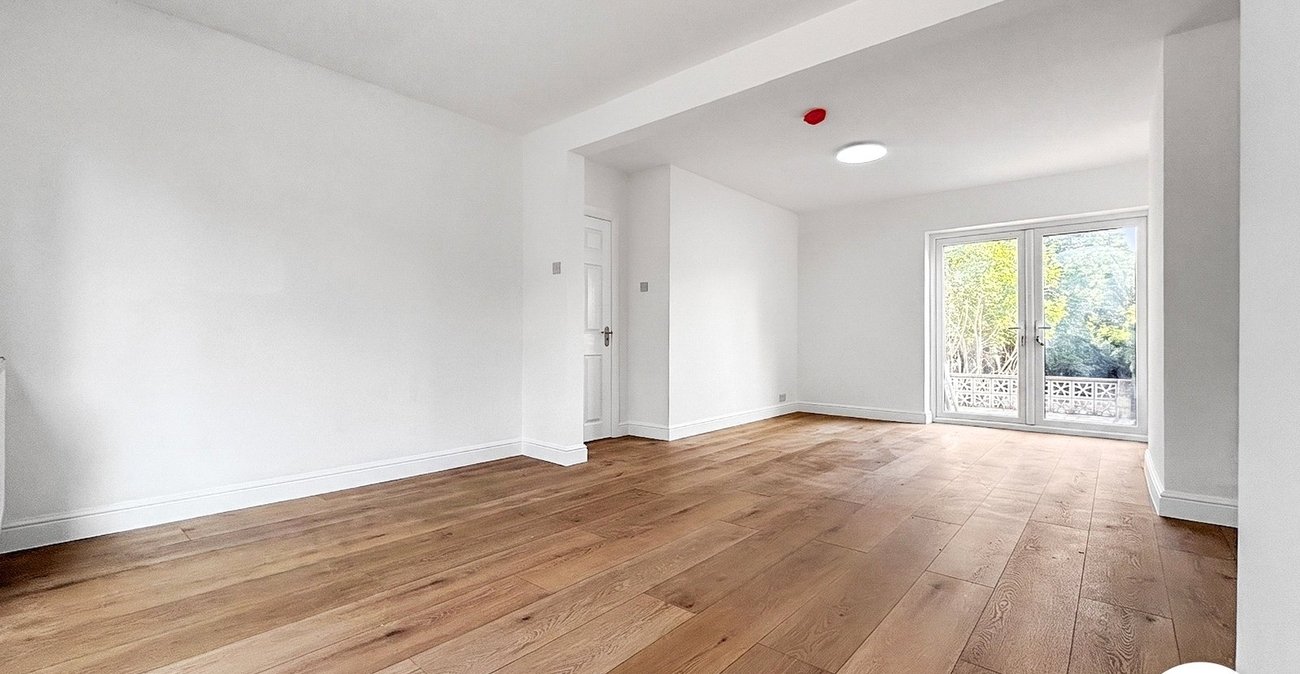 3 bedroom house to rent in Dartford | Robinson Jackson