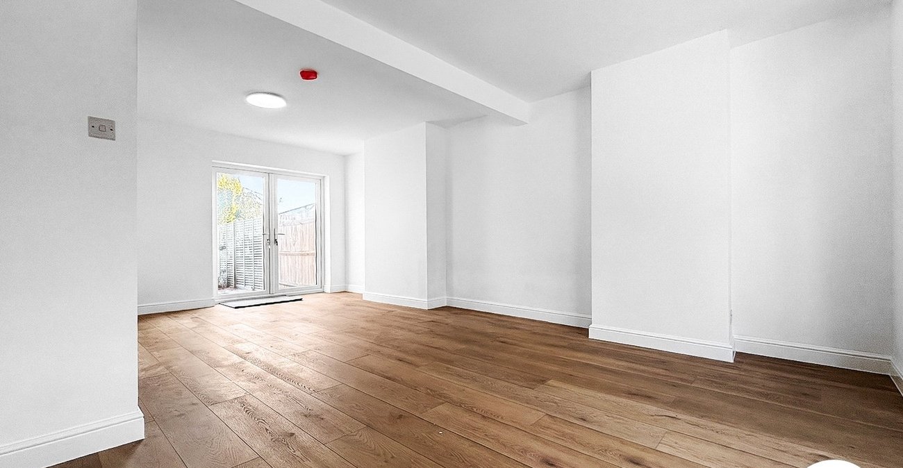 3 bedroom house to rent in Dartford | Robinson Jackson