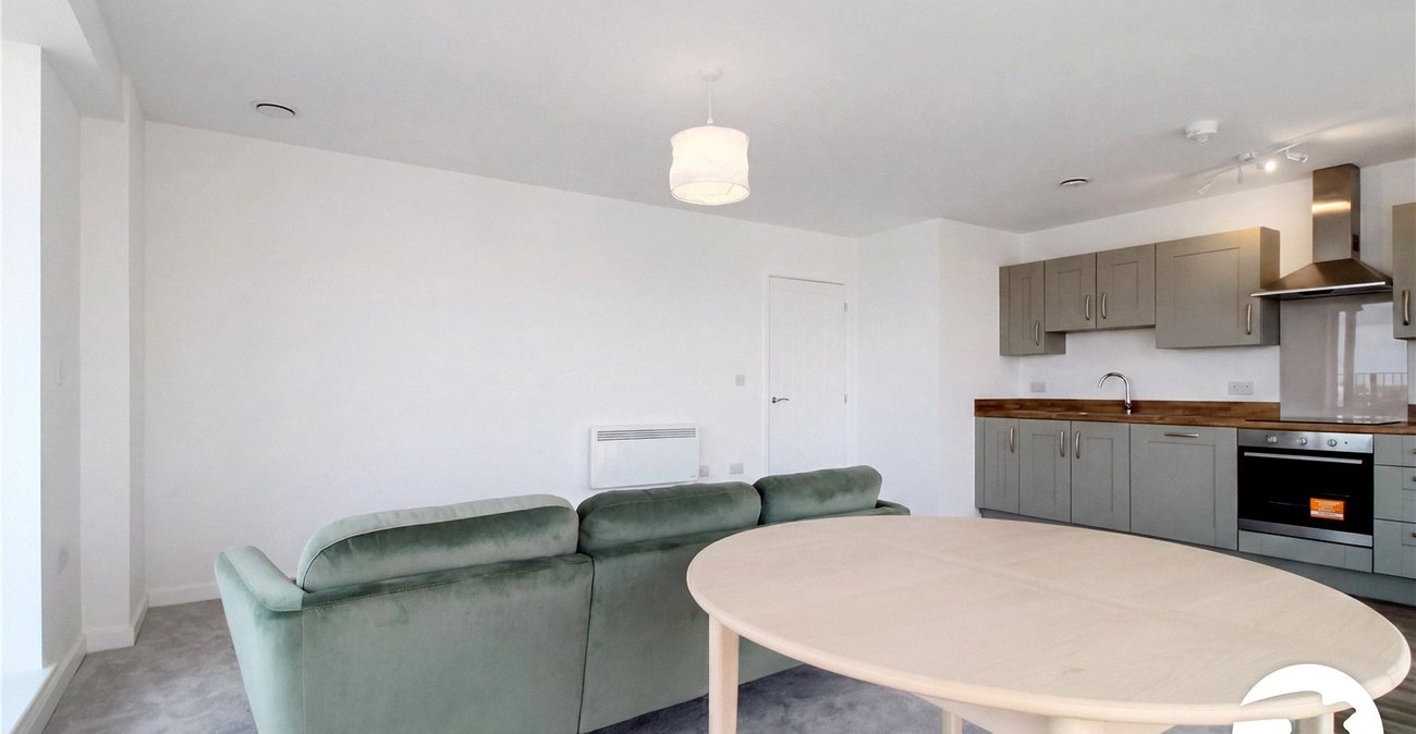 2 bedroom property to rent in Northfleet | Robinson Michael & Jackson