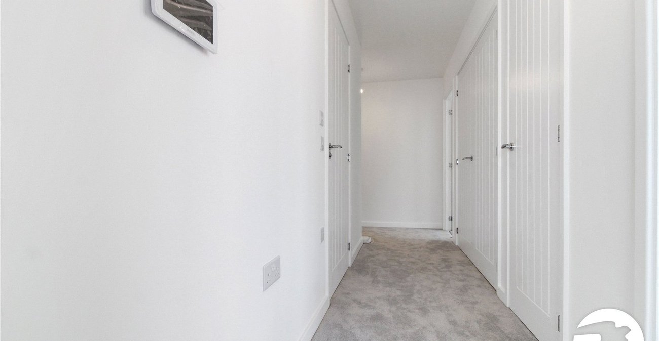 2 bedroom property to rent in Northfleet | Robinson Michael & Jackson