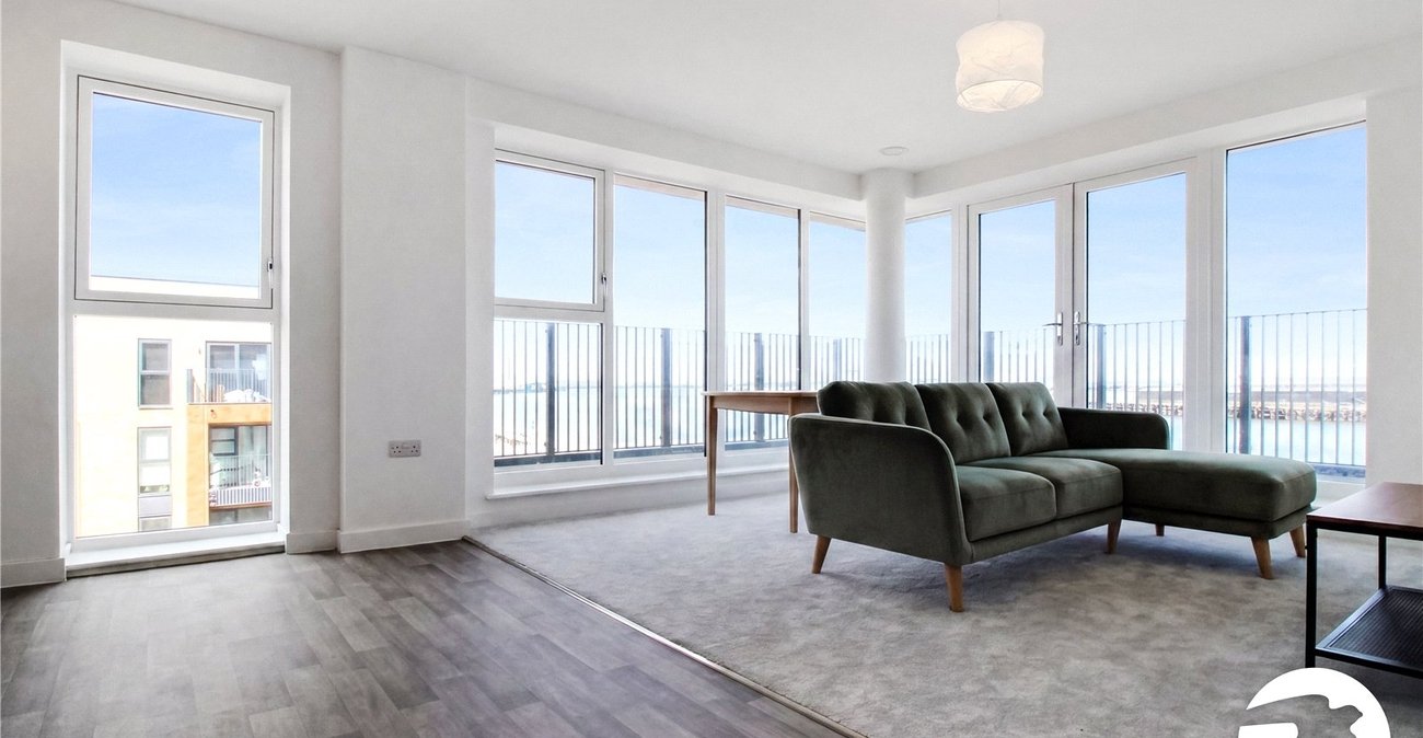 2 bedroom property to rent in Northfleet | Robinson Michael & Jackson