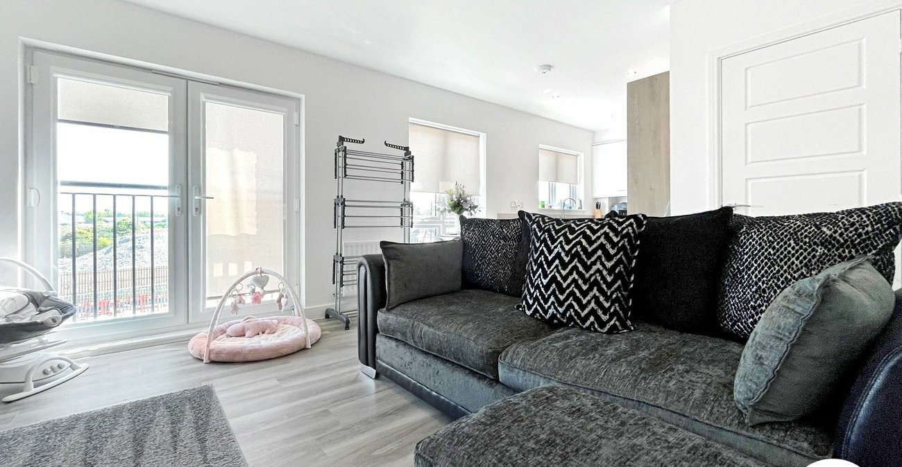2 bedroom property to rent in Sittingbourne | Robinson Michael & Jackson