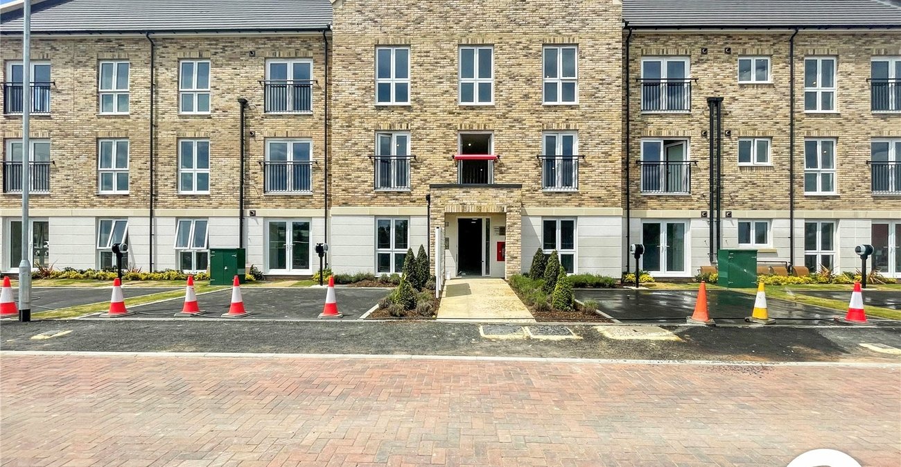 2 bedroom property to rent in Sittingbourne | Robinson Michael & Jackson