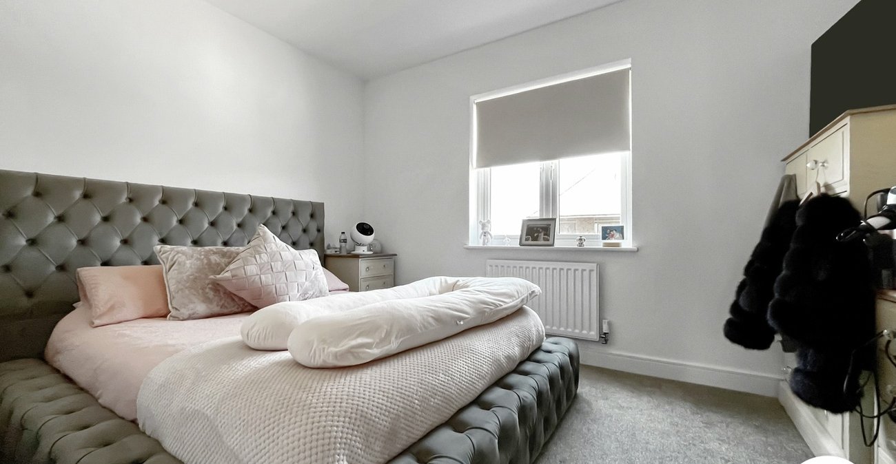 2 bedroom property to rent in Sittingbourne | Robinson Michael & Jackson