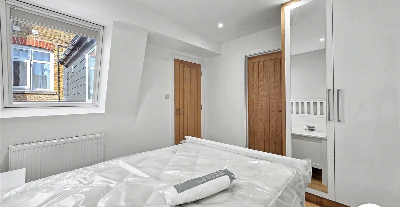 1 bedroom property to rent in Bromley | Robinson Jackson